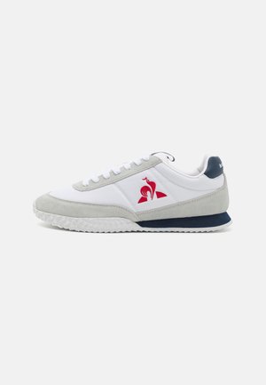 Le Coq Sportif Uniseks Veloce I Turtle Dove/Trekking Green Sneaker, Turtle Dove Trekking Green, 46 EU Le Coq Sportif Uniseks Veloce I Turtle Dove/Trekking Green Sneaker, Turtle Dove Trekking Green, 46 EU