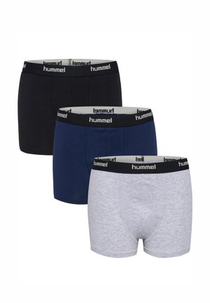 Tre par hummel boksertrusser i sort, mørkeblå og lysegrå, hver med en sort linning med hummel-logoet.