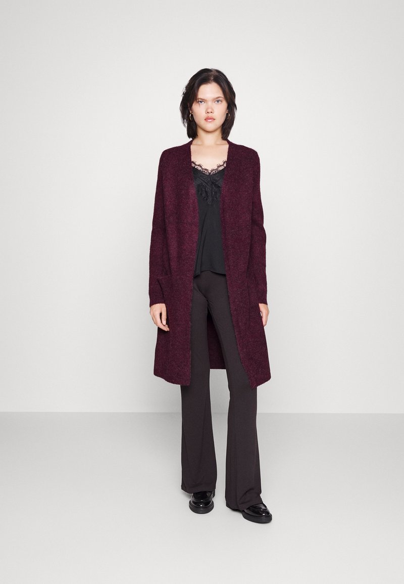 Vero Moda VMDOFFY LS LONG OPEN GA NOOS - Kofta - winetasting