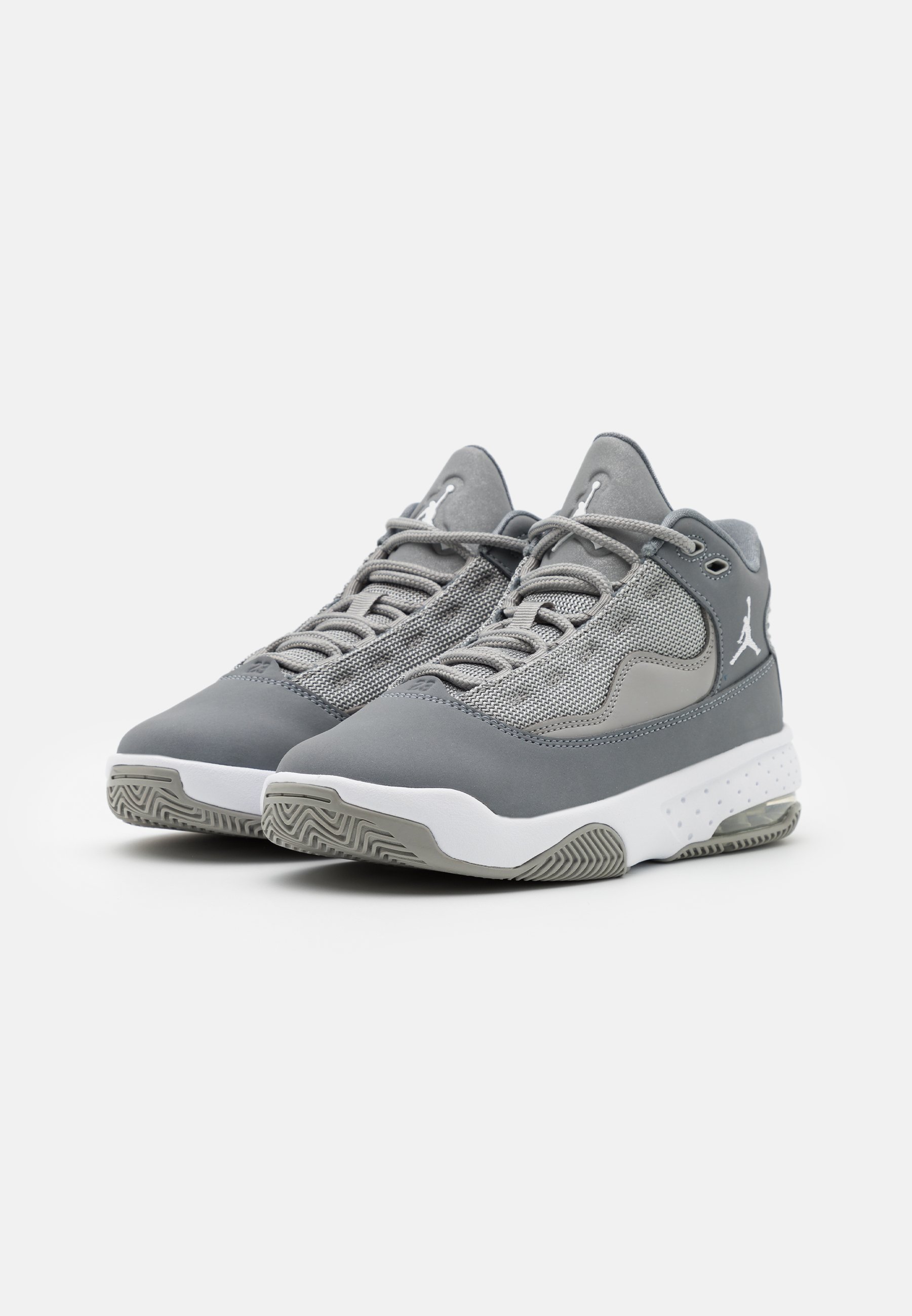 jordan aura max grey