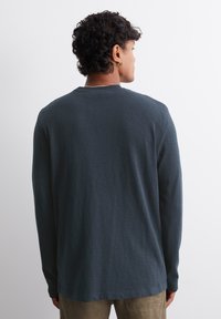 Marc O'Polo DENIM Pikkade varrukatega topp - true navy