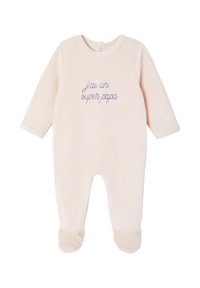 Weicher, rosa Langarm-Overall für Babys mit Füßen, mit blauer Schrift "j’ai un super papa" und einer kleinen weißen Blume über dem Text.