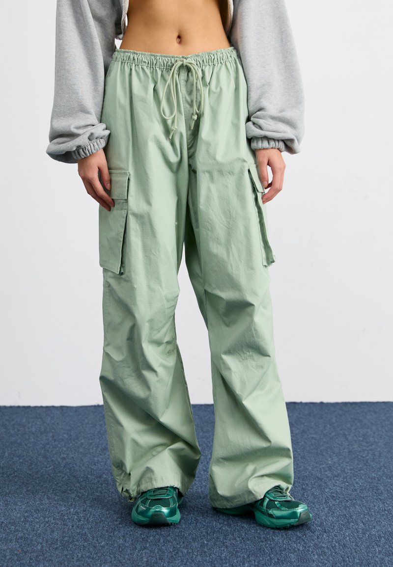 Nike Sportswear DANCE PANT - Παντελόνι cargo - jade horizon/sail