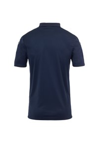 Dunkelblaues Polohemd mit kurzen Ärmeln, glatter Textur, klassischem Kragen und kleinem Logo auf der Schulter.