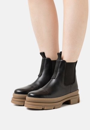 Copenhagen Shoes, Bottines à plateau - black