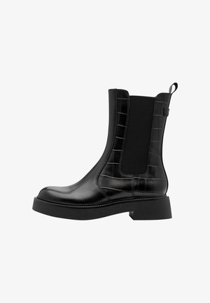 Tamaris, CHELSEA BOOT - Classic ankle boots - black comb