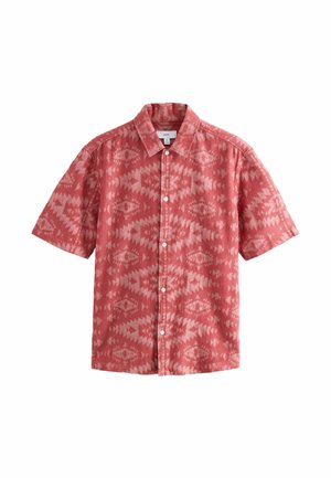 Short-sleeve shirt in coral with a geometric pattern. Made of lightweight fabric, featuring a button-down front and a classic collar.