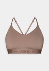 INDY BRA - Brassières de sport à maintien léger - mink brown/ironstone