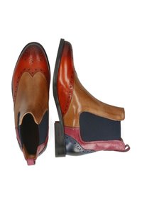 Botas Chelsea de cuero con un diseño multicolor en marrón, rojo y azul, con detalles de brogue y paneles laterales elásticos.