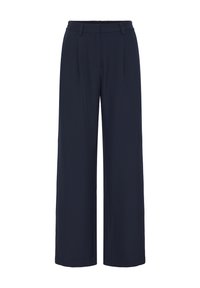 Pantalon large bleu marine en tissu lisse, avec un devant plat, des plis et une ceinture élastique pour plus de confort.