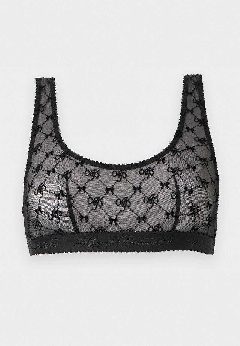 Bralette nero trasparente con iniziali "AP" ricamate ripetute e fiocchetti piccoli a motivo a diamante, bordi smerlati e fascia elastica sotto.