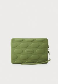 Neizbrano, olive green