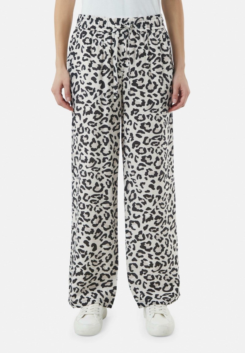 Pantaloni a gamba larga con stampa leopardata realizzati in tessuto leggero, dotati di una vita elastica con un cordoncino e tasche laterali.