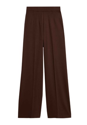 Pantalon marron à jambes larges en tissu doux avec une ceinture plate et des plis à l'avant, présentant une texture lisse sans motifs visibles.