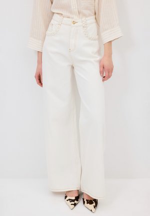STRIPE DETAILED - Flared Jeans - white