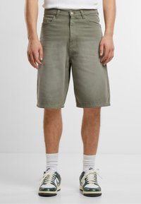 90'S HEAVY  - Denim shorts - paleolive