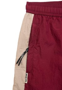 UNFAIR ATHLETICS ELEMENTARY CRUSHED - Shorts - red