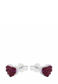 Pendientes en forma de corazón con metal plateado, adornados con cristales rosa oscuro. Acabado suave con un respaldo seguro.