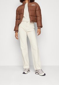 Ellesse Vinterjacka - brown