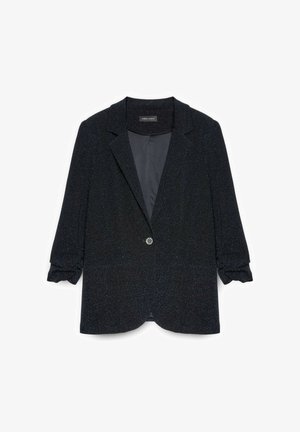 Musta, tekstuurinen bleiseri, jossa on kiiltävä pinta, tuotteessa on leikatut laput, kolme neljänneksen hihnaa ja yksi kiiltävä nappisuljenta edessä.