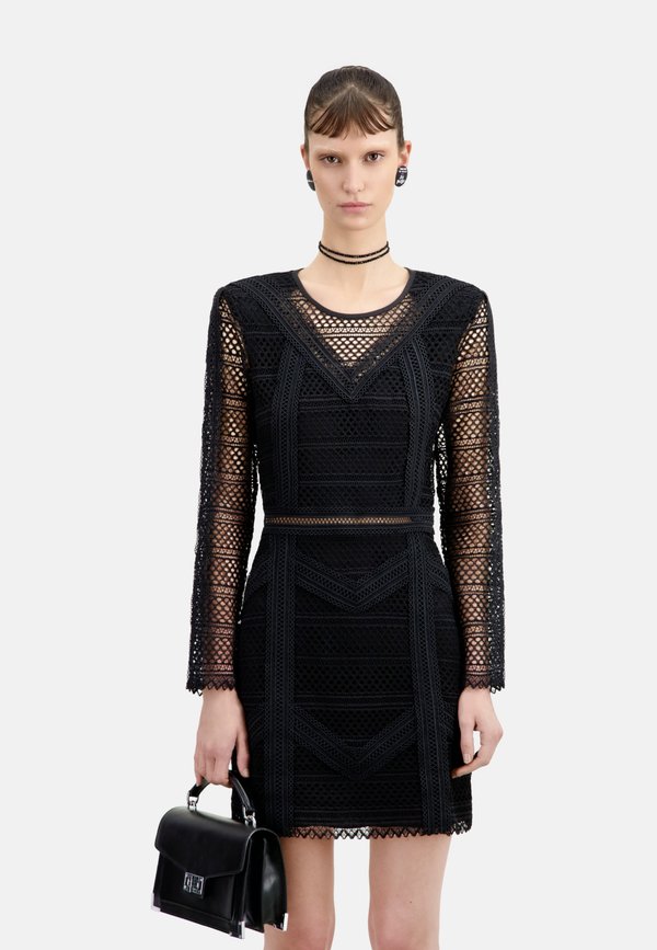 COURTE EN MANCHES LONGUES - Etuikleid