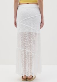B.ANGEL REGULAR FIT - Maxirok - white