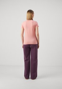 BOSS ELOGO - Marškinėliai su spaudiniu - light pastel pink