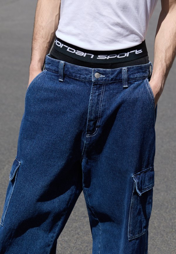 SPORT COMPRESSION SHORT - Trunks