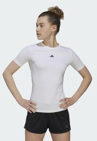 adidas Performance TECHFIT - Camiseta básica - white