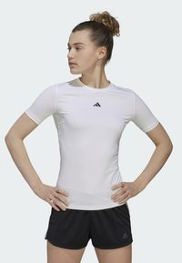 adidas Performance - TECHFIT - T-paita - white Pienoiskuva 1