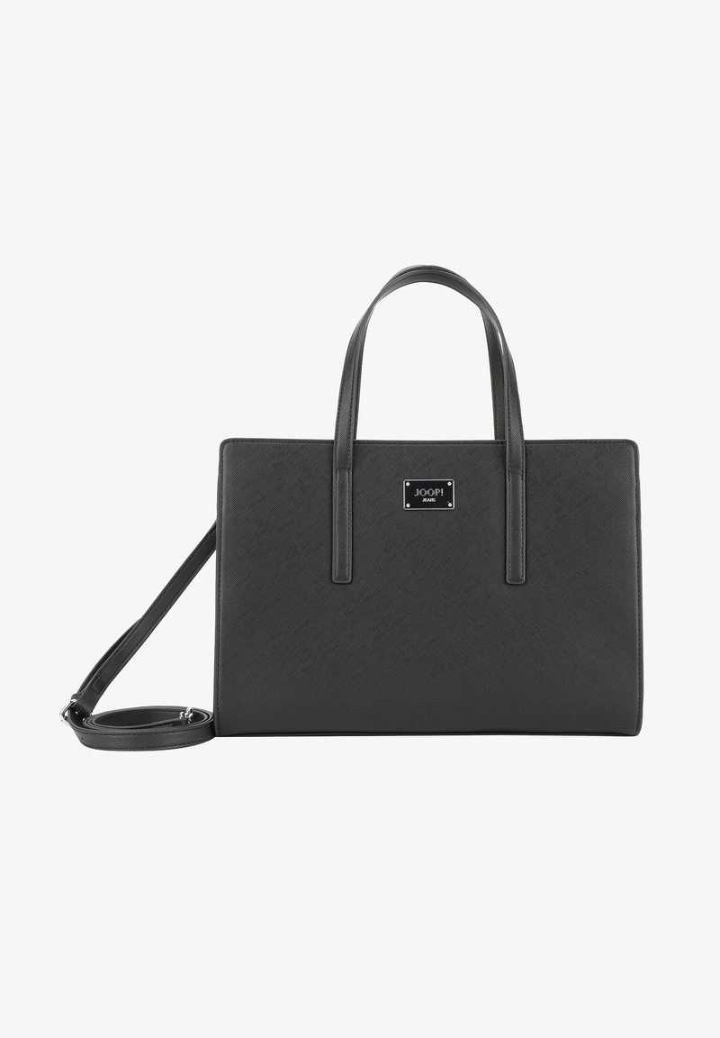 Zwarte gestructureerde tote bag met een textuurovervlak, twee hengsels bovenaan en een afneembare schouderriem. Voorzien van een metalen logo plaat.