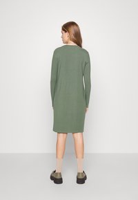 Vero Moda Petite VMGAVA DRESS - Vestido de dia - laurel wreath