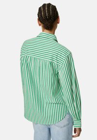 Marks & Spencer STRIPED COLLARED - Blusa - green mix