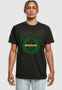 Merchcode MICHIGAN UNIVERSITY - Triko s potiskem - black