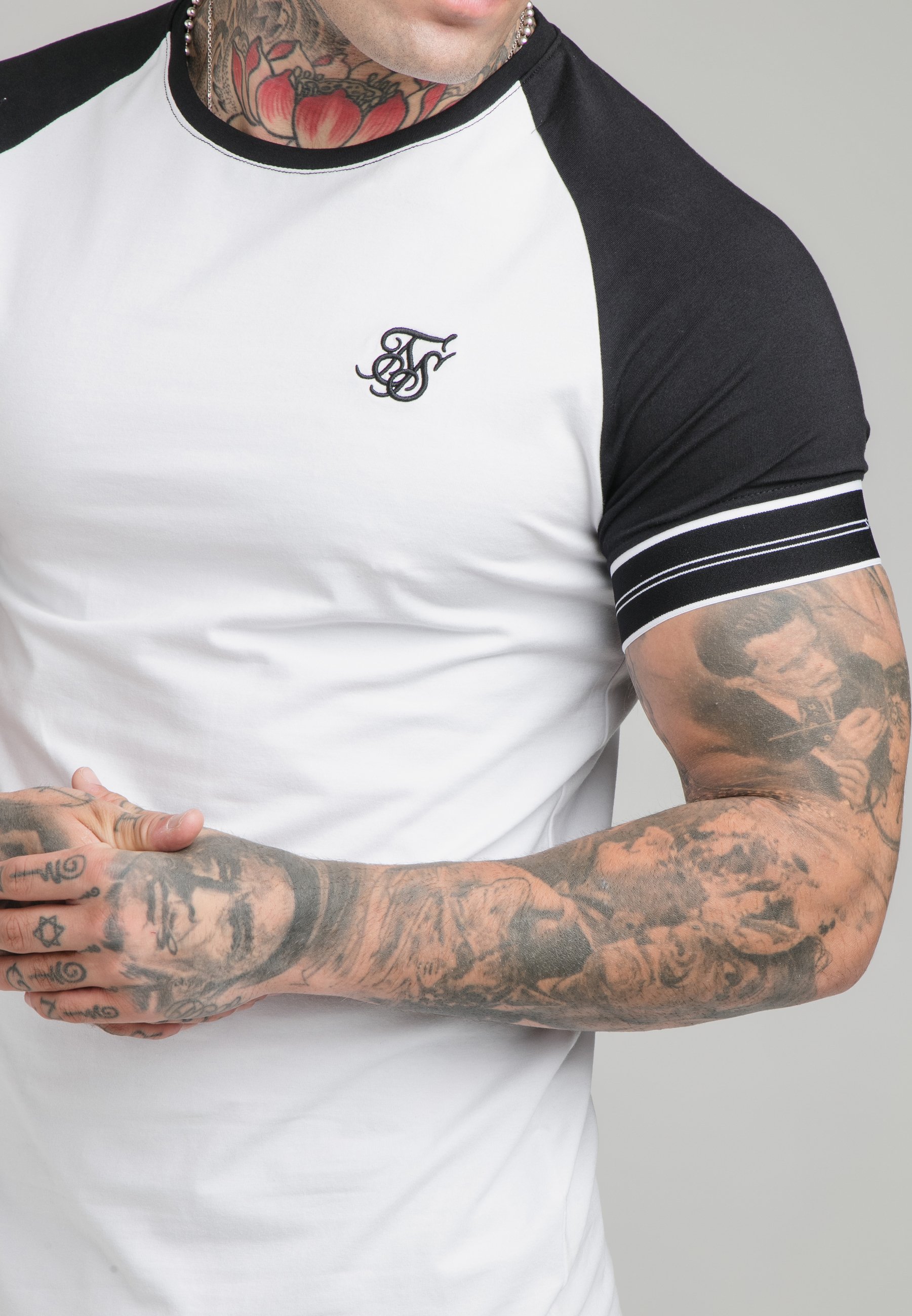 SIKSILK STATUS TAPE TEE - Camiseta estampada - black/white/negro - Zalando .es