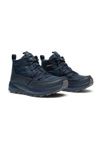 Zapatos de senderismo navy con parte superior acolchada, acabado texturizado, cordones resistentes, tira de sujeción y suela de goma robusta para tracción.