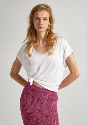 LOTTIE - Camiseta básica - white