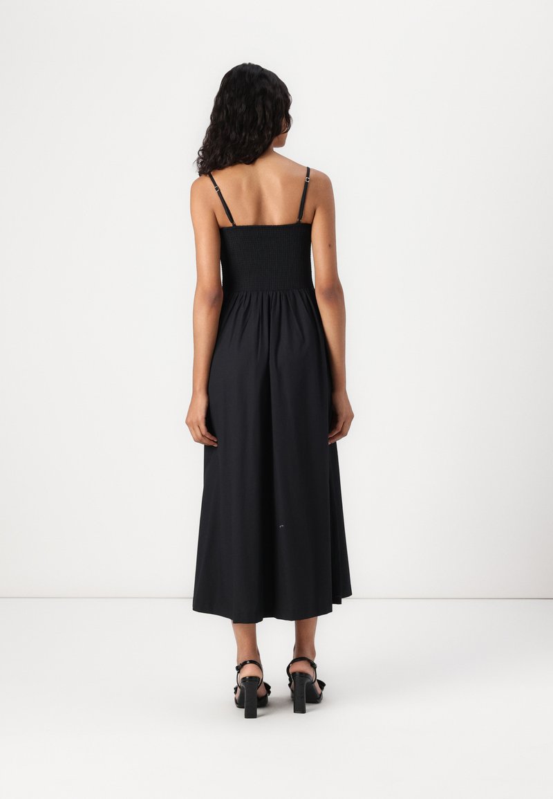 Abercrombie & Fitch SMOCKED DIP WAIST MIDI DRESS - Day dress - black -  Zalando.co.uk