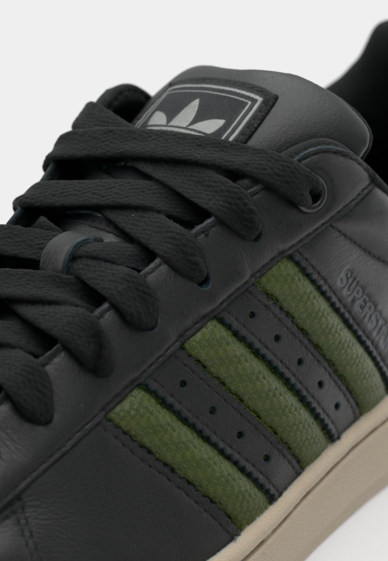 adidas gazelle silver green womens ADIDAS X WILLY CHAVARRIA
