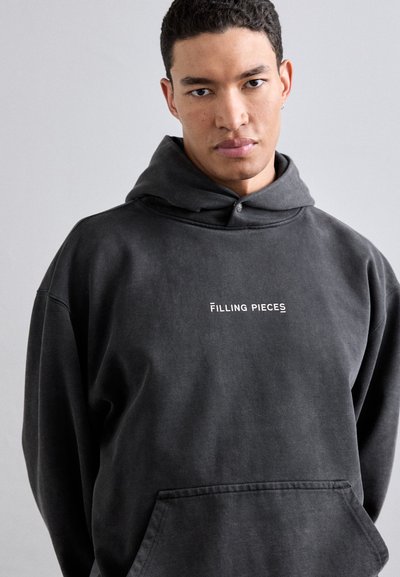 Filling Pieces HANDSHAKE VINTAGE - Kapuzenpullover - black