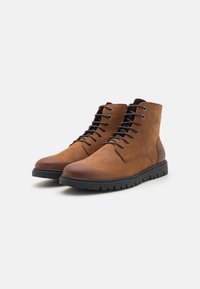 Geox GHIACCIAIO - Botas para la nieve - coffee