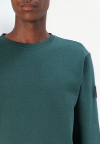 TOM TAILOR STRUCTURED CREW NECK - Sweatshirt - jasper green