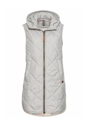 Lys grå ærmeløs quiltet vest med hætte, der har en frontlynlås, skrå syninger og en læderdetalje nær lynlåsen.