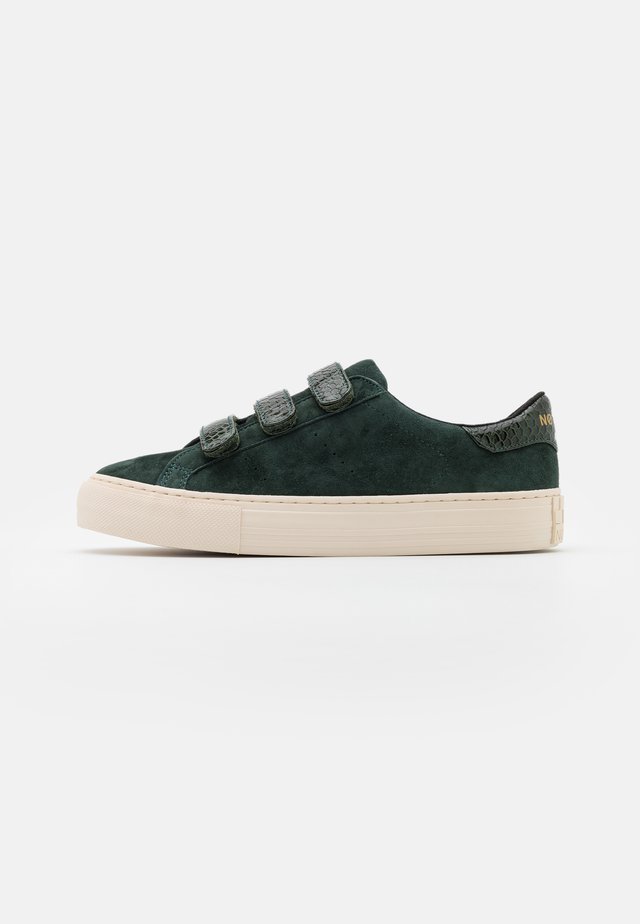 ARCADE STRAPS - Sneakers - cedre/forest
