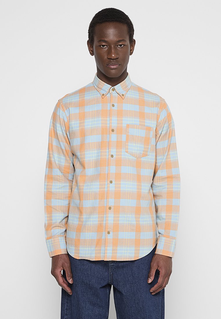 NN.07 Overhemd lichtblauw