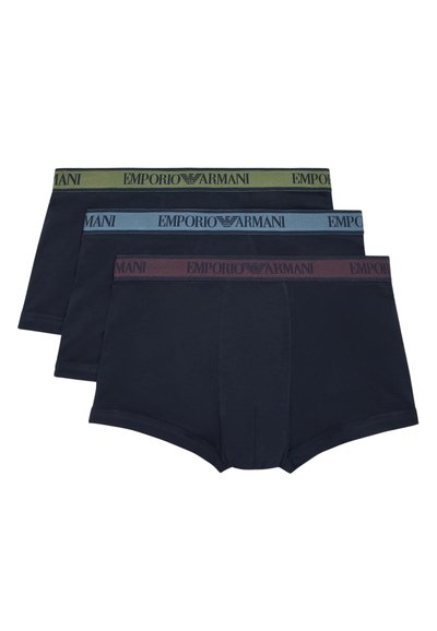 Tres pares de bóxers navy con cinturillas elásticas en contraste de color verde, azul claro y burdeos, con acentos de logotipos impresos.