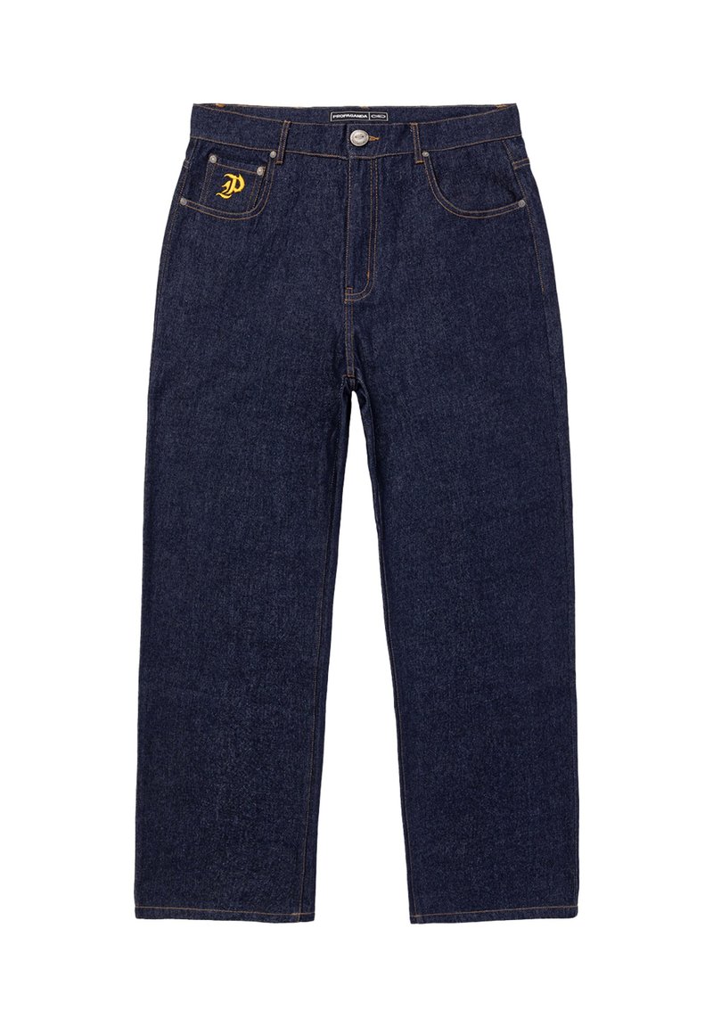 Jeans in denim blu scuro con una forma a gamba dritta, caratterizzati da cuciture gialle e un logo ricamato sulla tasca anteriore.