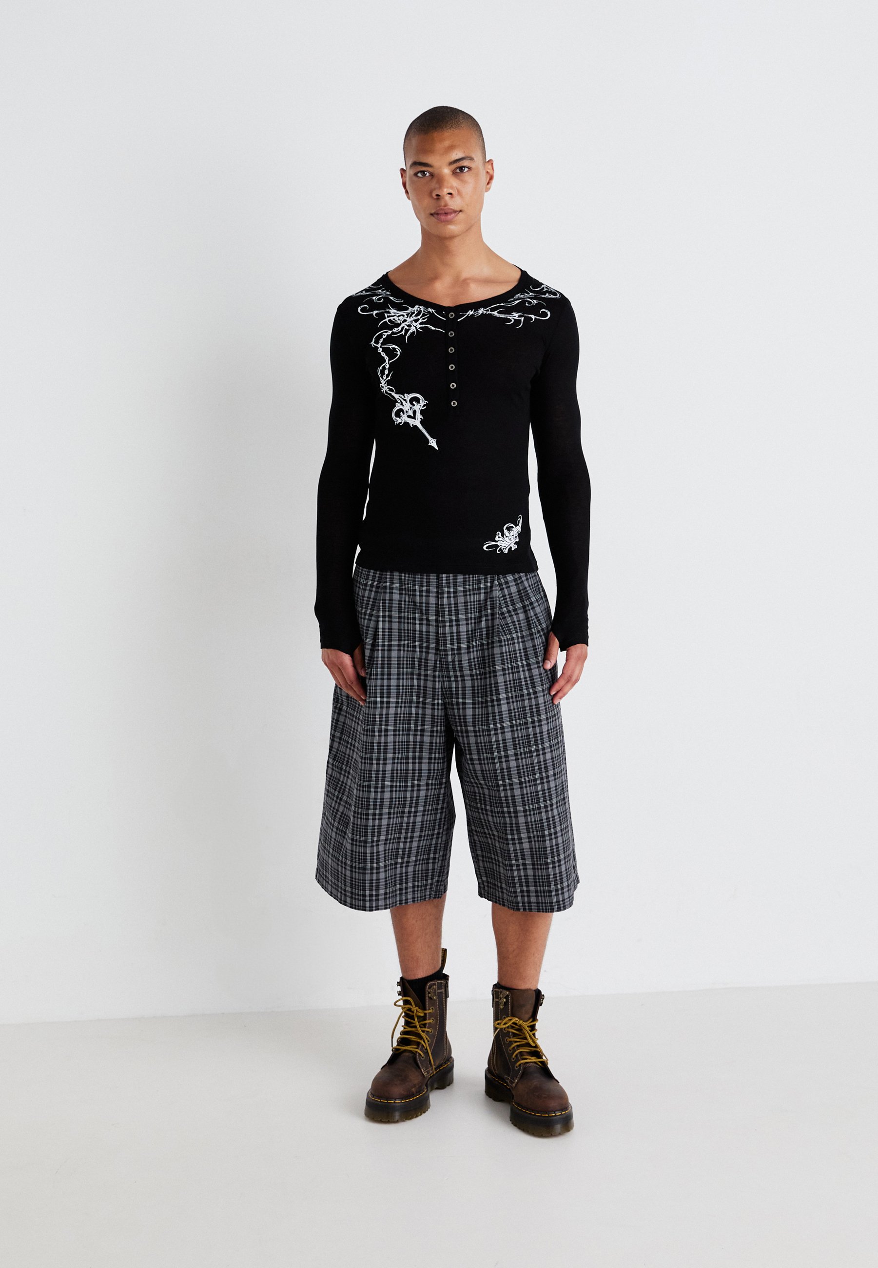 ★JADED LONDON UK★ Ines Black Henley Top Jaded London INES HENLEY - Long sleeved top - black