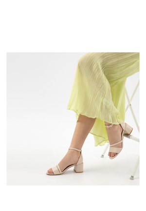Wojas Riemensandalette - beżowy
