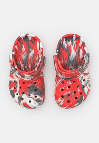 Crocs CLASSMARBLECG - Ciabatte da mare - flame/white